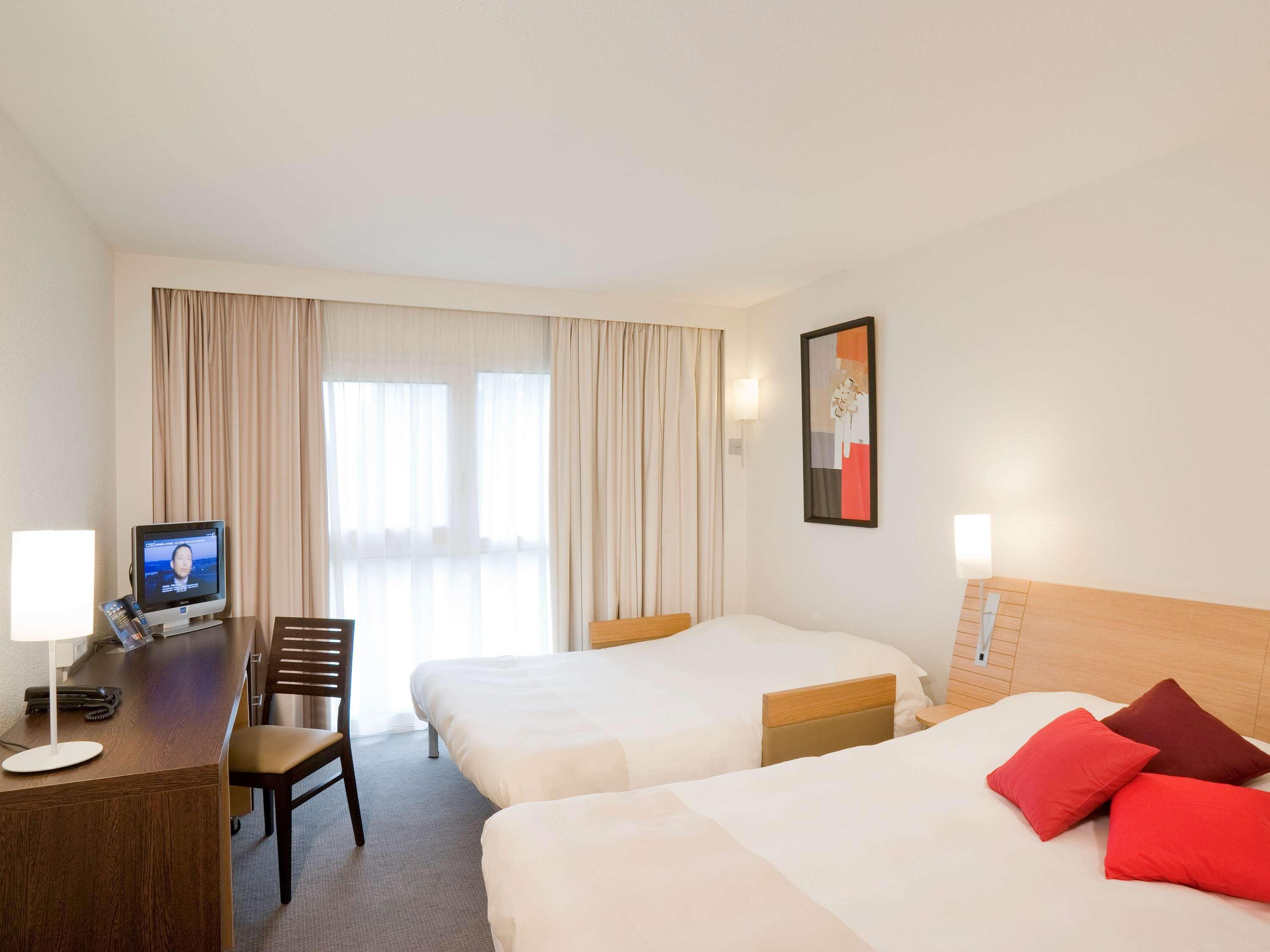 Novotel Clermont-Ferrand Exterior photo