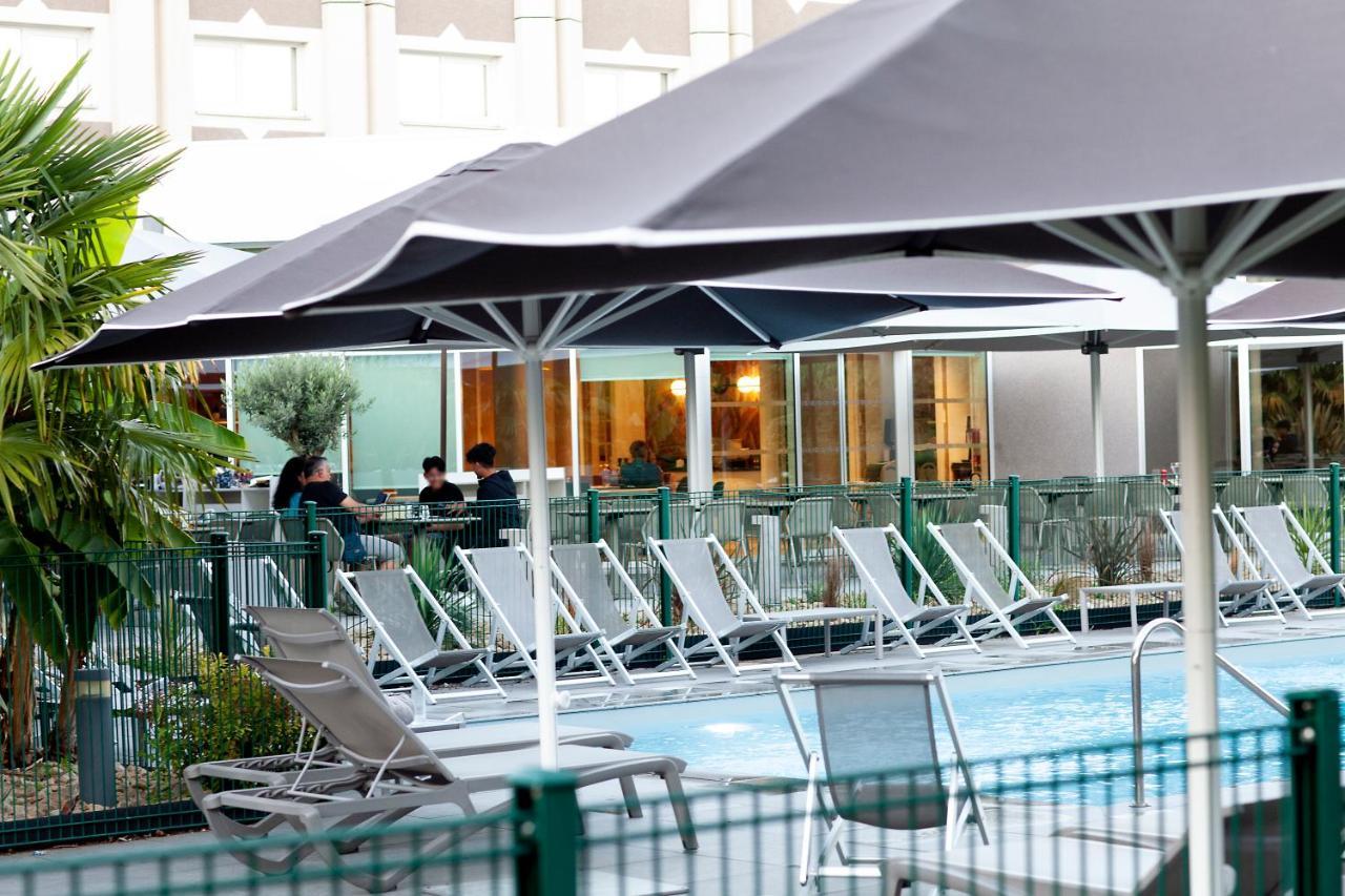 Novotel Clermont-Ferrand Exterior photo