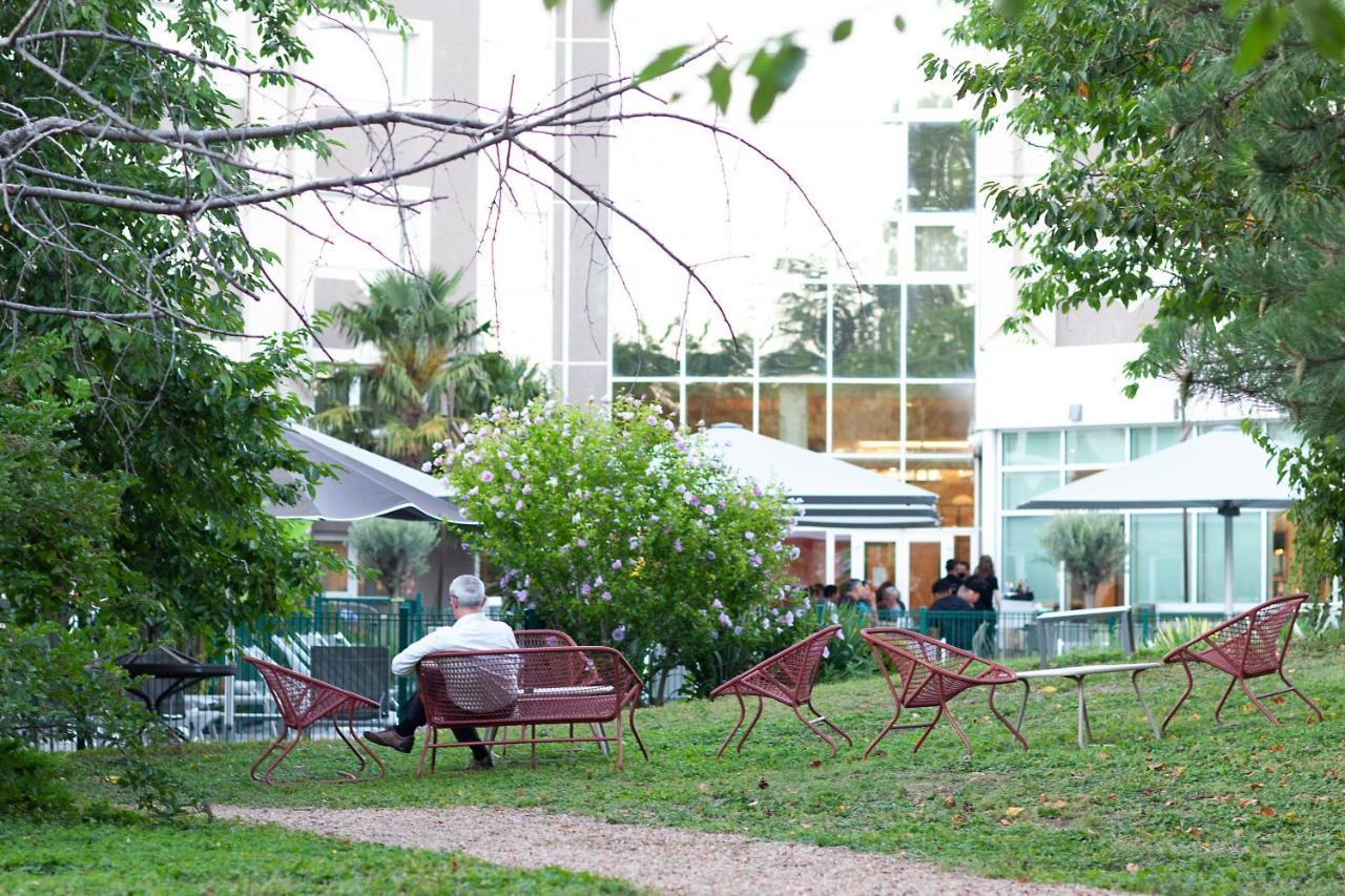 Novotel Clermont-Ferrand Exterior photo